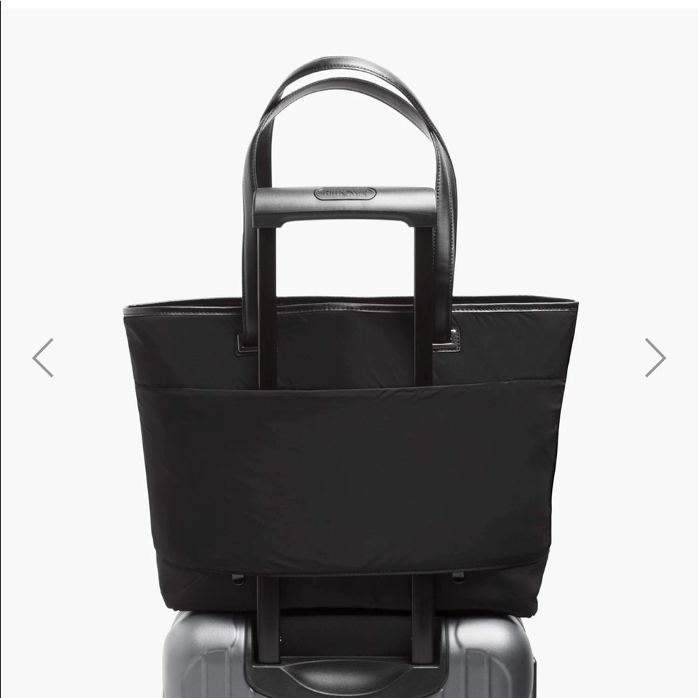 lo & sons • nwt seville tote (black)